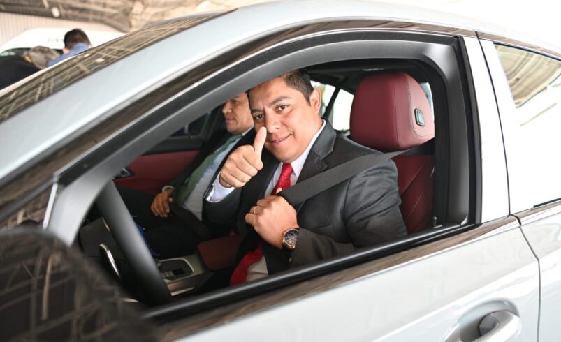RICARDO GALLARDO CARDONA DA LA BIENVENIDA A NUEVA PLANTA DE AUTOS ELÉCTRICOS DE BMW