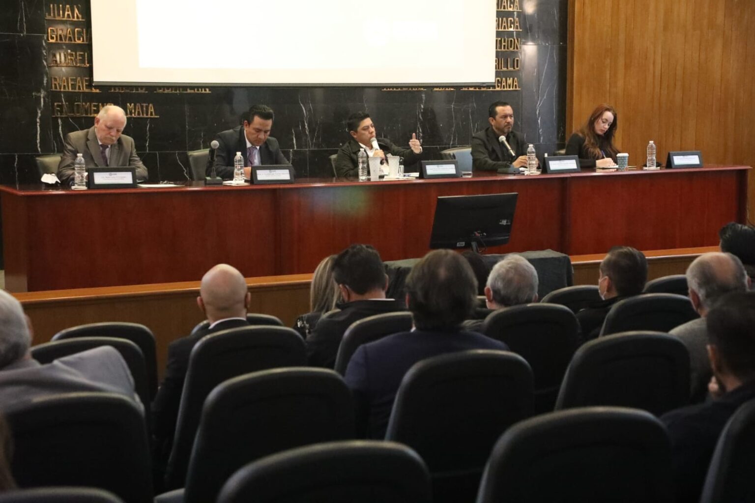 ENCABEZA RICARDO GALLARDO REUNIÓN DE GABINETE POR UN 2023 DE MÁS Y MEJOR TRABAJO