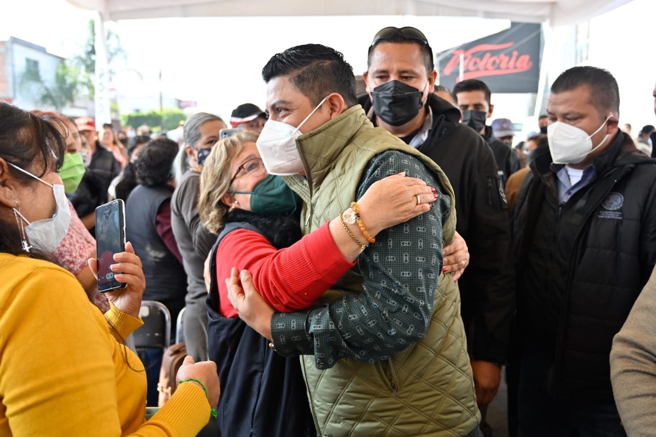 BENEFICIARIAS APRUEBAN VISIÓN TRANSFORMADORA DE RICARDO GALLARDO