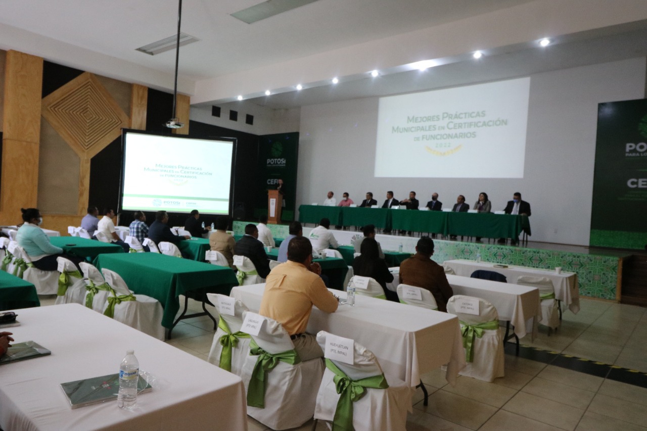BATE RÉCORD CEFIM AL CERTIFICAR A MÁS DE MIL 300 FUNCIONARIOS MUNICIPALES