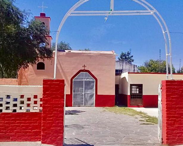 ALCALDÍA REALIZA REHABILITACIÓN DE PINTURA EN LA CAPILLA DE GUADIANA