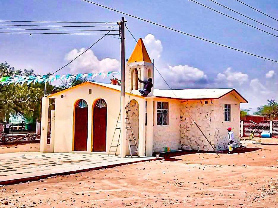 GOBIERNO MUNICIPAL DE VILLA DE REYES DA “MANITA DE GATO” A LA CAPILLA DE TEJOCOTE