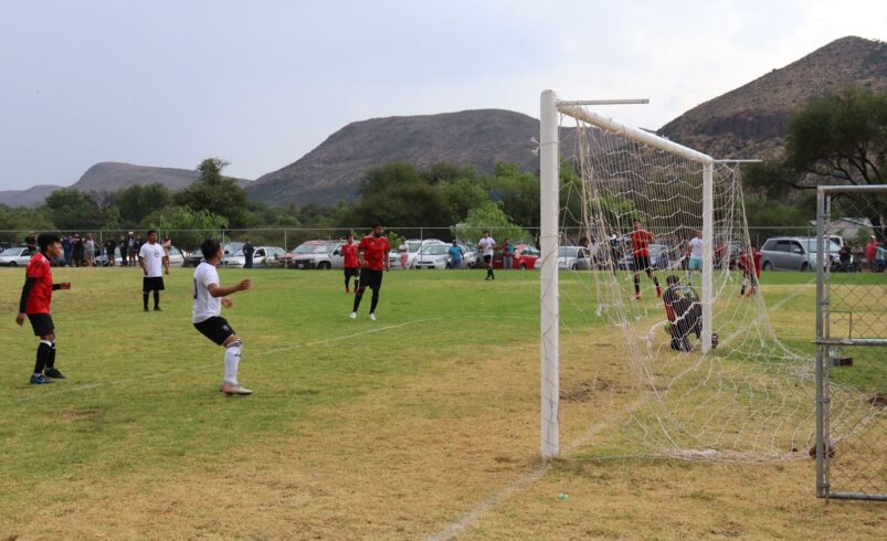 GRANDES CHOQUES SE VIVIRÁN EN EL TORNEO DE BARRIOS EN SANTA MARÍA DEL RÍO