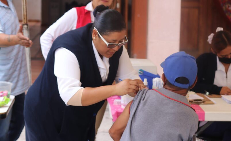 Gobierno de la Capital brinda jornada de vacunación para habitantes de La Pila