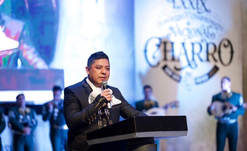 RECONOCEN CHARROS A RICARDO GALLARDO POR APOYO AL DEPORTE MÁS MEXICANO