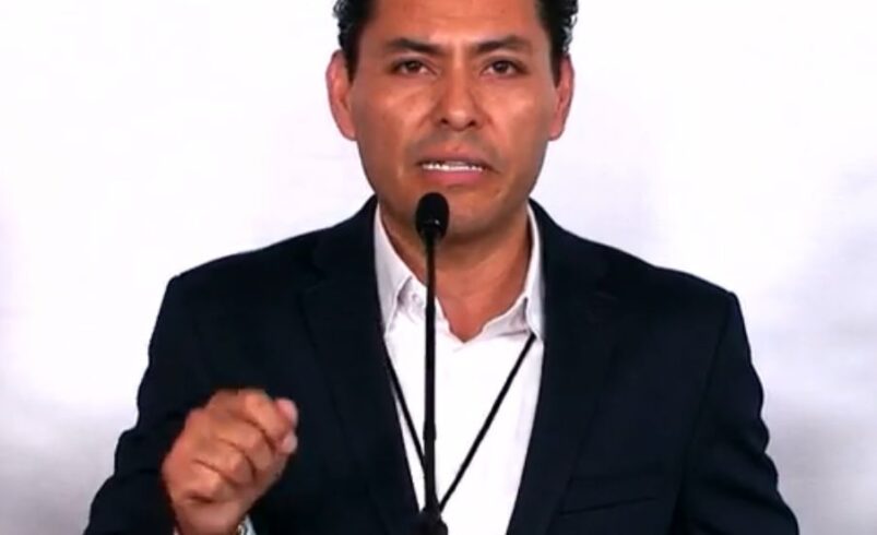 CONTUNDENTE TRIUNFO DE CESAR LARA EN EL DEBATE