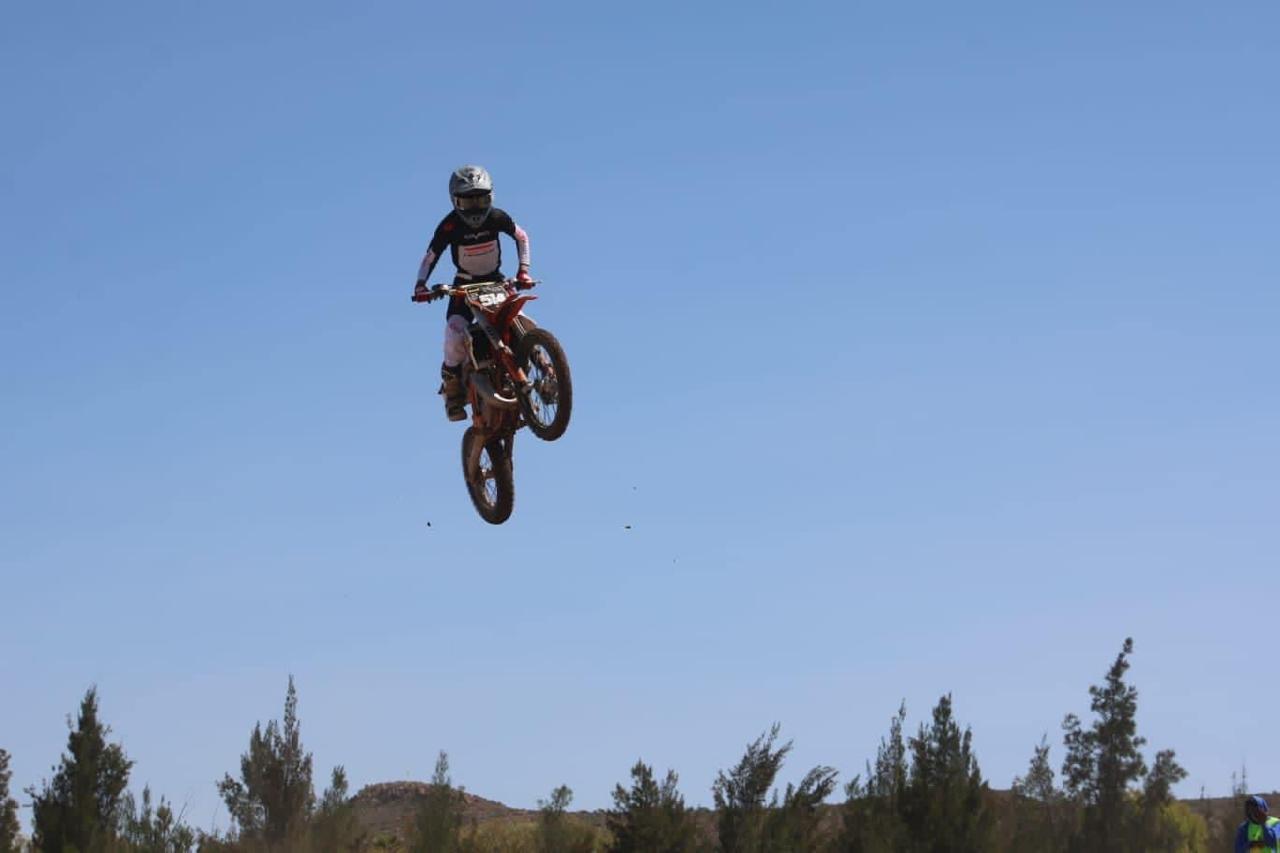 RECIBE PARQUE TANGAMANGA CAMPEONATO DE MOTOCROS