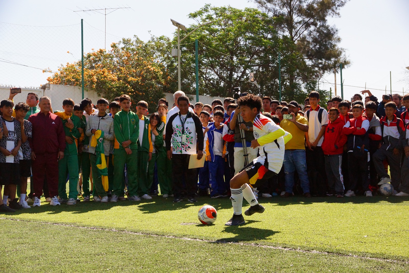 ESTADO REALIZA TORNEO DE FUTBOL 7 DE ESTUDIANTES