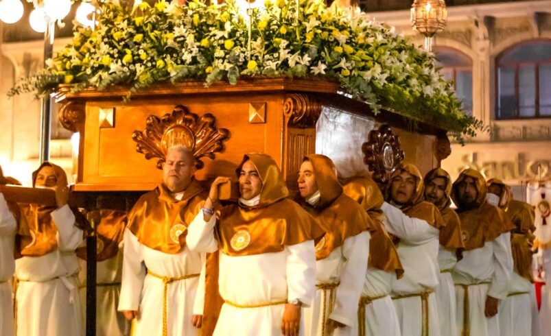 «VIVE LA TRADICIÓN: PROCESIÓN DEL SILENCIO EN SAN LUIS POTOSÍ”