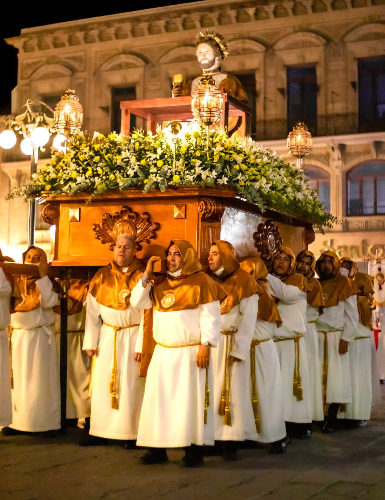 «VIVE LA TRADICIÓN: PROCESIÓN DEL SILENCIO EN SAN LUIS POTOSÍ”