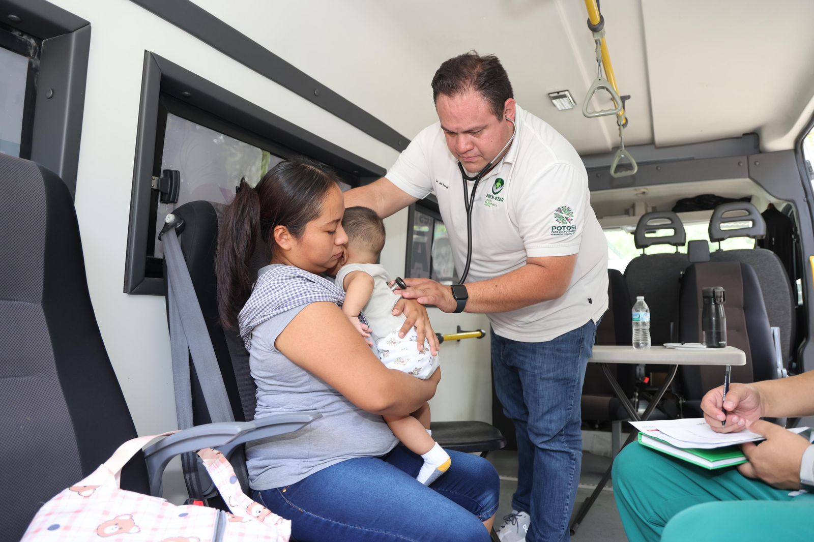 REALIZA DIF ESTATAL FERIA DE LA SALUD EN AXTLA DE TERRAZAS