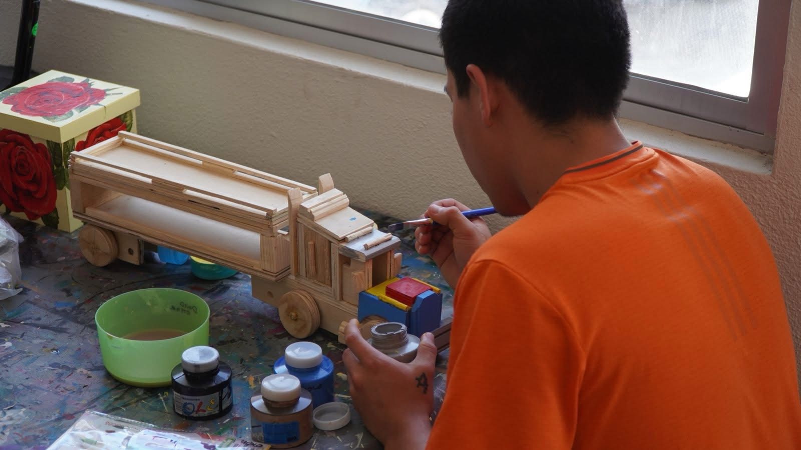 EMPRENDIMIENTO COMO PUENTE A LA REINSERCIÓN SOCIAL