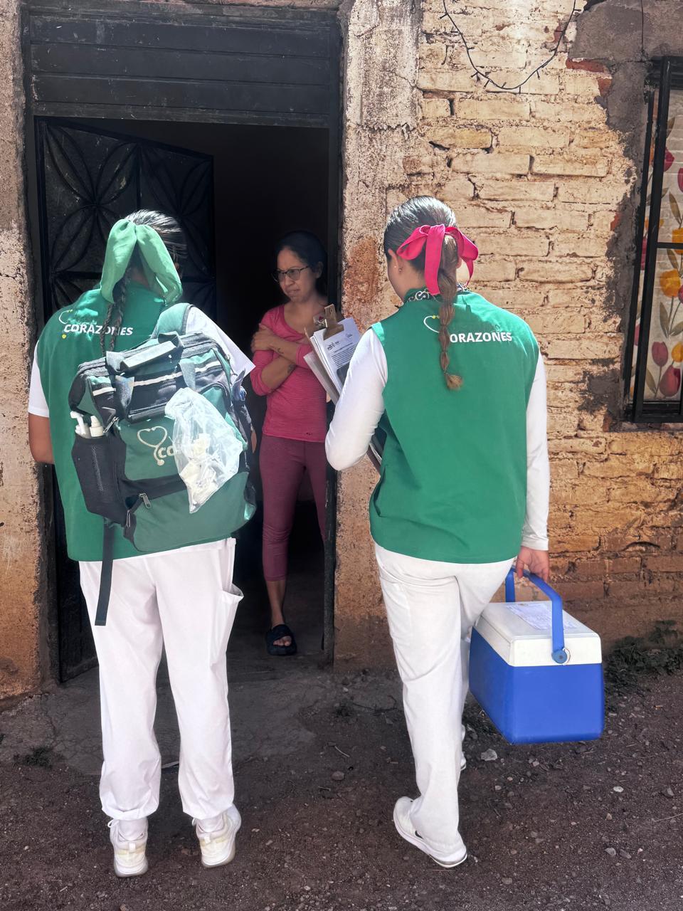 ESTADO ACERCA SERVICIOS DE SALUD A HOGARES DE SANTA MARÍA DEL RÍO