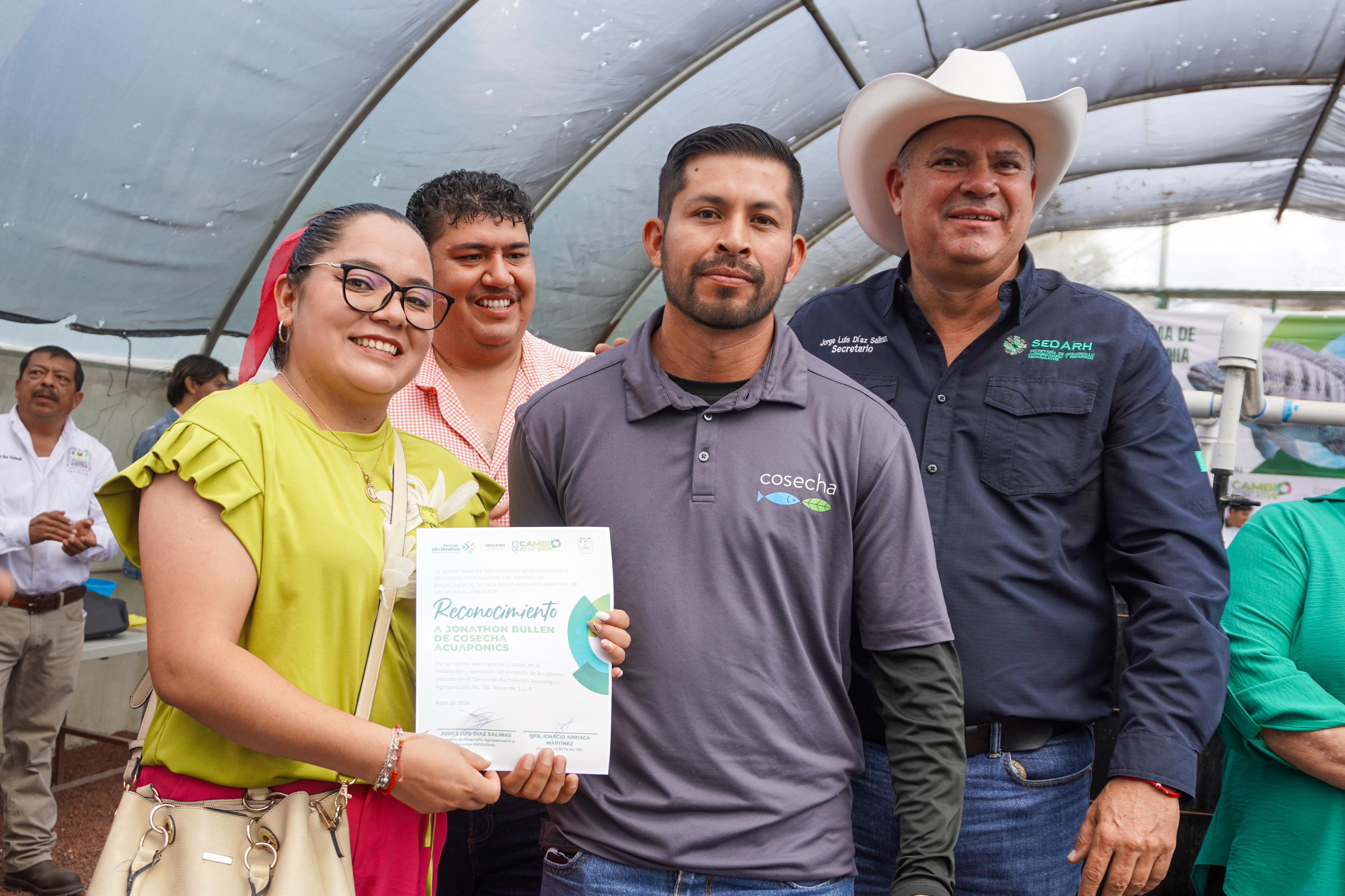 GOBIERNO ESTATAL IMPULSA PRODUCCIÓN DE ALIMENTOS CON PROYECTOS DE ACUAPONIA