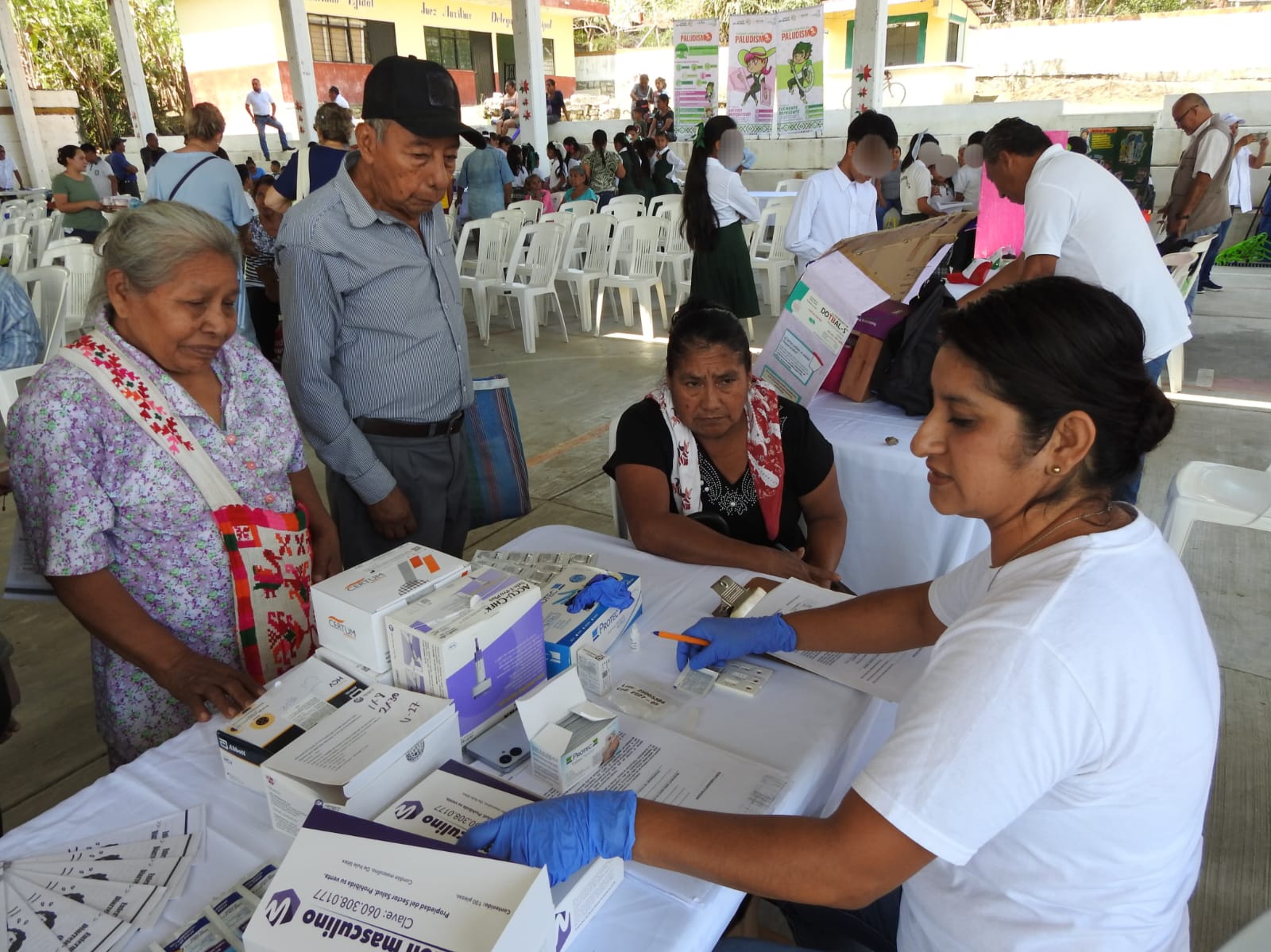 GOBIERNO ESTATAL ACERCA SERVICIOS MÉDICOS A PUEBLOS ORIGINARIOS