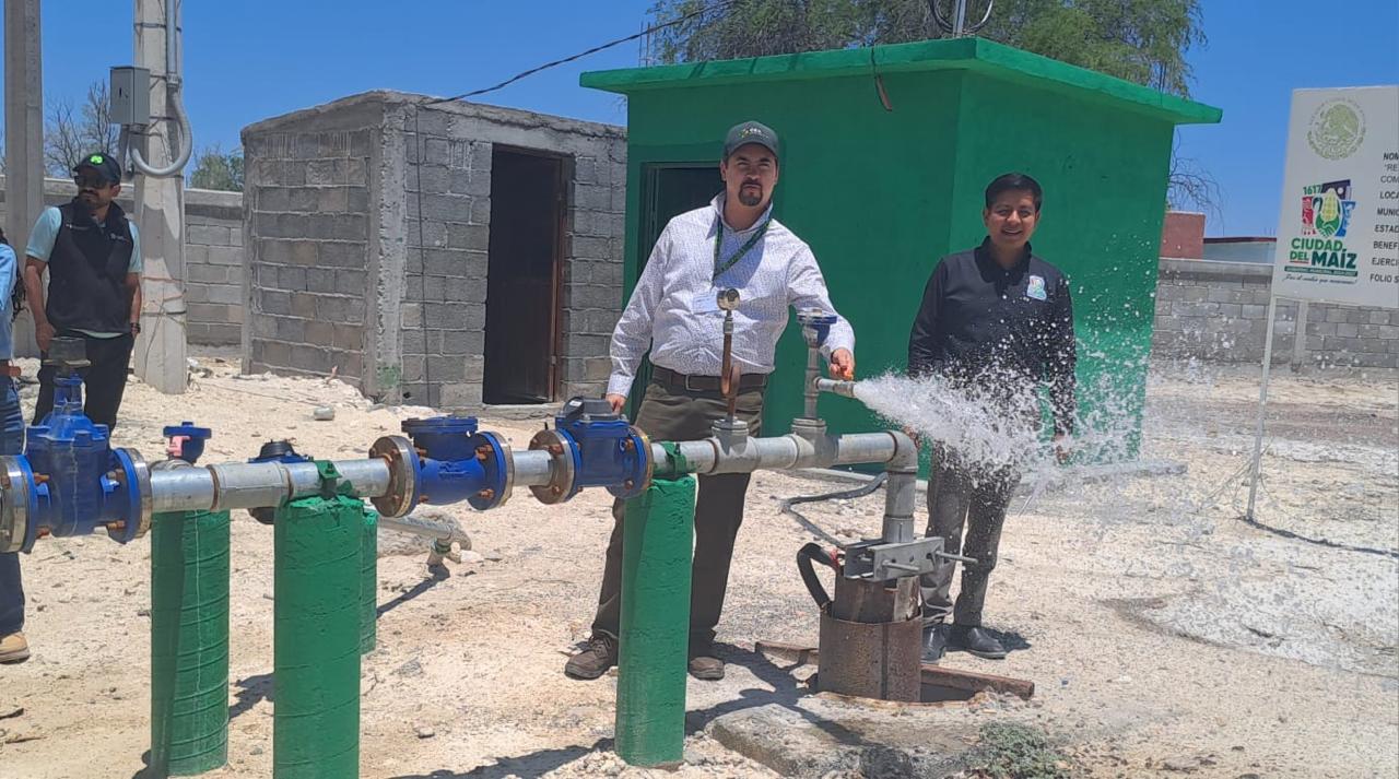 GOBIERNO ESTATAL SUPERVISA AVANCE DE SISTEMA DE AGUA EN CIUDAD DEL MAÍZ